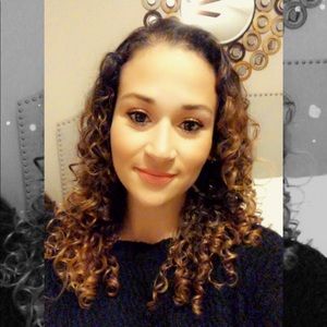 Meet your Posher, Laisha